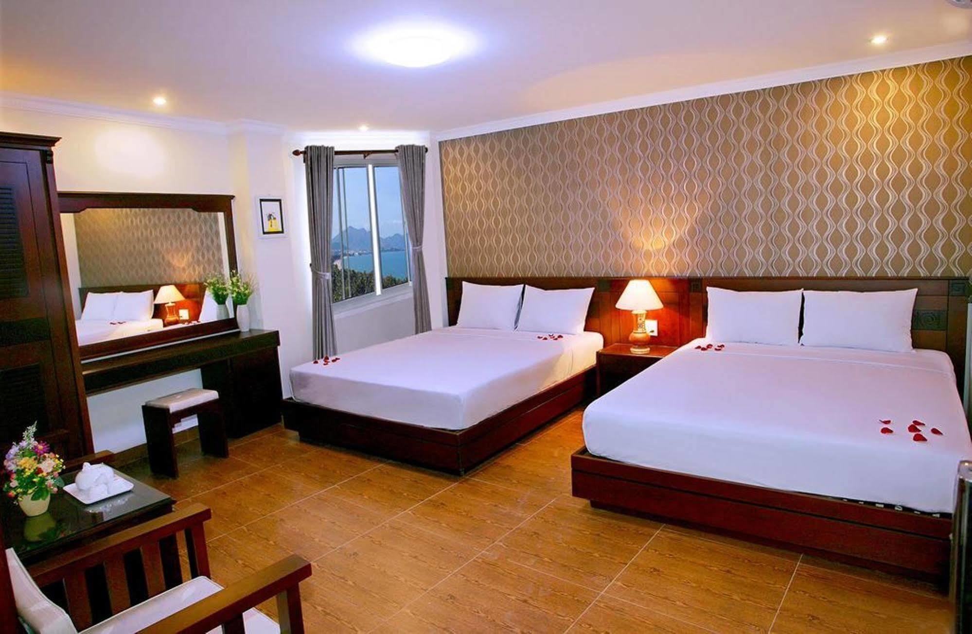 Nice Swan Hotel Nha Trang Exterior foto